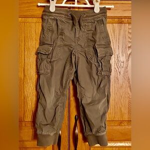 GAP Kids Grey Woven Joggers w/ Cargo Pockets Lined in Jersey Knit Size 3 Years